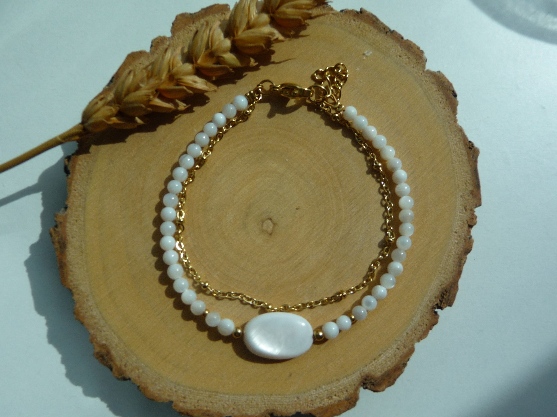 Perles en Nacre et chaine en acier inoxydable 